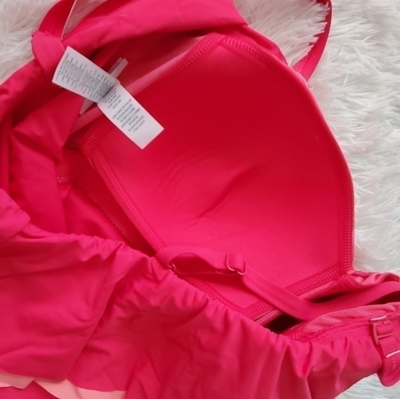 NWT Coco Reef HIBISCUS Contours Ruffled One-Piece Swimsuit Sz. 14/38D - Picture 7 of 8